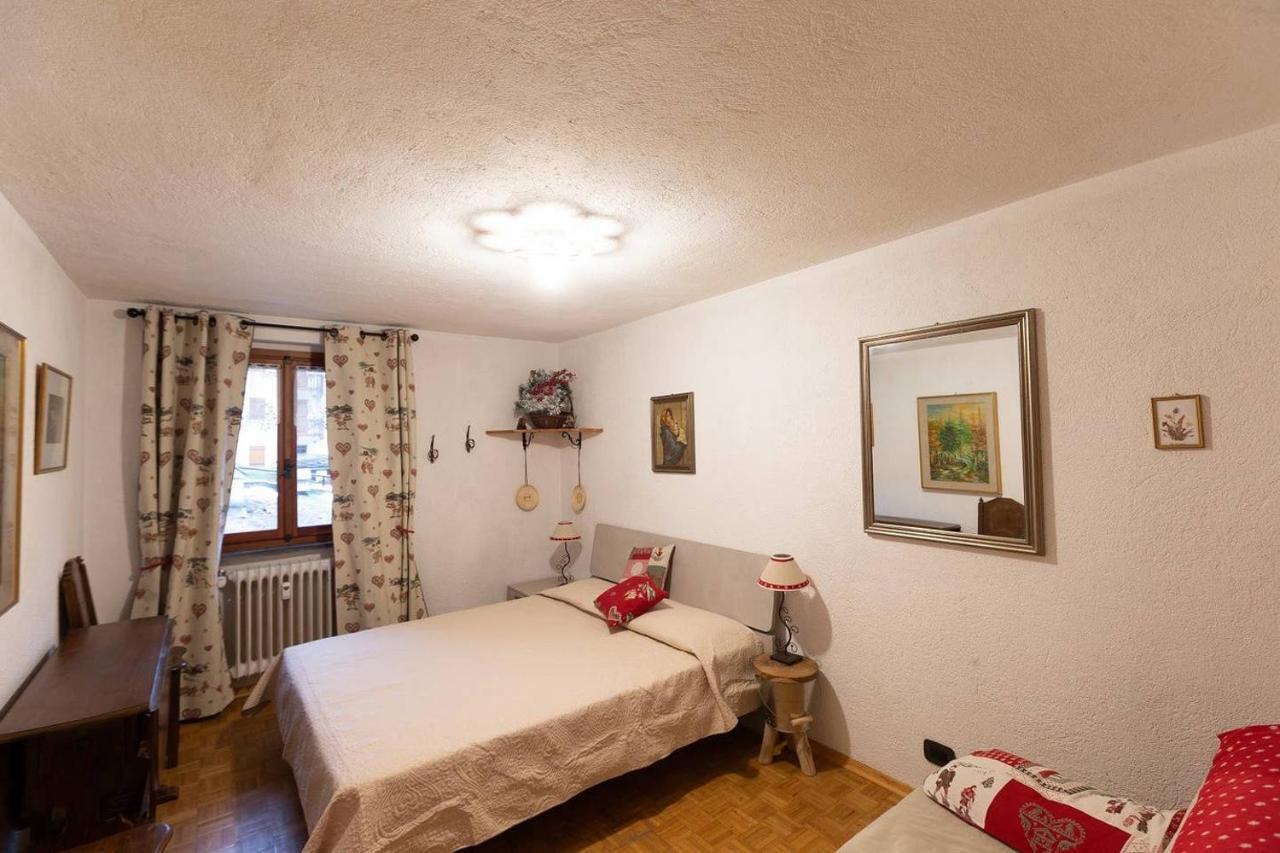 Joivy Flat For 6, In The Historic Town Pre-Saint-Didier Apartment Екстериор снимка