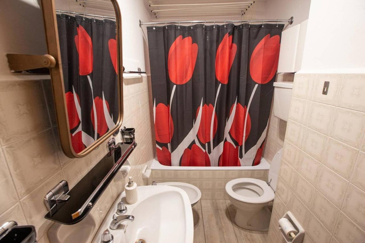 Joivy Flat For 6, In The Historic Town Pre-Saint-Didier Apartment Екстериор снимка